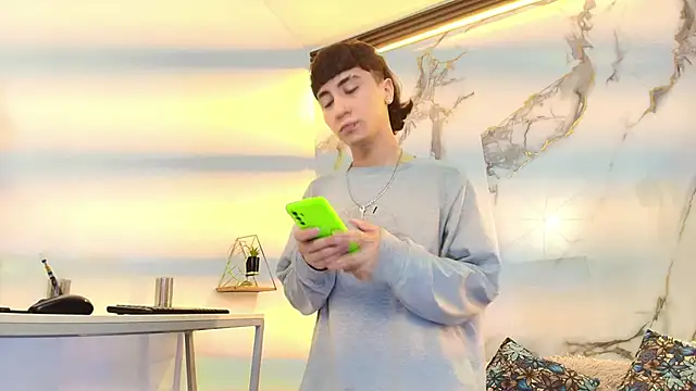 XanderGrey8 online show from March 4, 2026, 7:09 pm