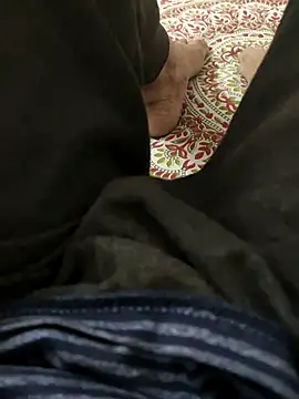 Snapshot of KGF786 chatting on January 12, 2026, 4:01 pm KGF786 online show from January 12, 2026, 4:01 pm