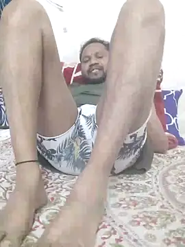 Snapshot of KGF786 chatting on February 5, 2026, 6:12 pm KGF786 online show from February 5, 2026, 6:12 pm