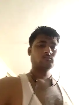 Snapshot of allumatar chatting on June 4, 2026, 4:24 pm allumatar online show from June 4, 2026, 4:24 pm