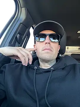 Snapshot of brngitdwn chatting on January 13, 2026, 6:57 pm brngitdwn online show from January 13, 2026, 6:57 pm