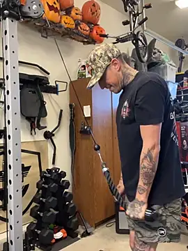 Snapshot of brngitdwn chatting on February 14, 2026, 3:53 pm brngitdwn online show from February 14, 2026, 3:53 pm