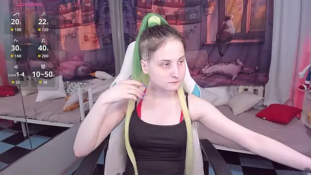 Snapshot of KiraDuvall chatting on March 3, 2026, 6:36 pm KiraDuvall online show from March 3, 2026, 6:36 pm