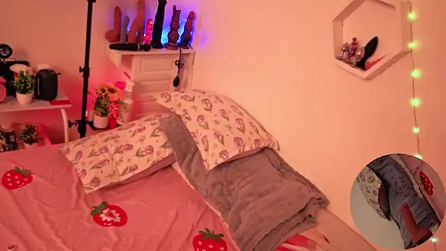 25sweetlilbunny online show from June 13, 2026, 5:38 am
