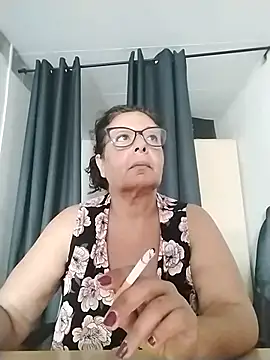 anaisytu online show from June 11, 2026, 7:28 am