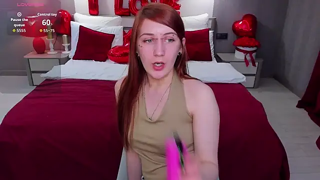 Snapshot of Polly_Sweet chatting on February 19, 2026, 6:26 pm Polly Sweet online show from February 19, 2026, 6:26 pm