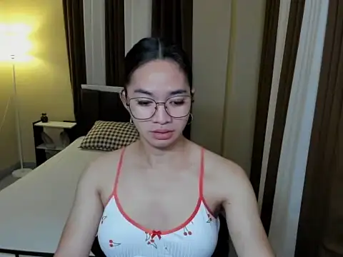 Asian Bigcock Marian online show from February 17, 2026, 5:15 am