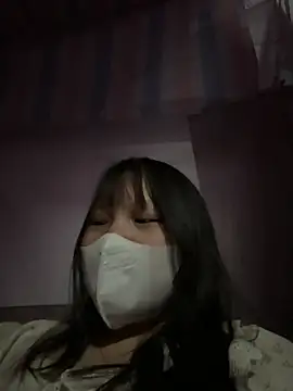 Snapshot of Charlotte-ee chatting on January 13, 2026, 5:57 am Charlotte-ee online show from January 13, 2026, 5:57 am