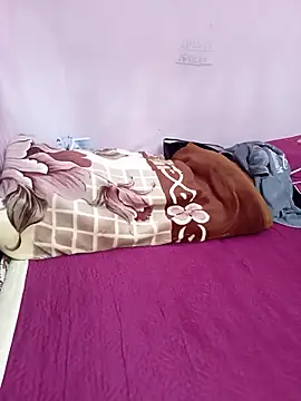 Snapshot of Phoebe-e chatting on March 30, 2026, 10:44 pm Phoebe-e online show from March 30, 2026, 10:44 pm