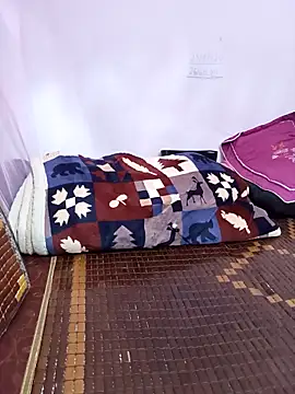 Snapshot of Phoebe-e chatting on April 15, 2026, 11:49 pm Phoebe-e online show from April 15, 2026, 11:49 pm