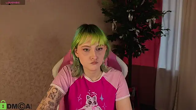 Snapshot of Roziett_Belle chatting on January 17, 2026, 9:36 am Roziett Belle online show from January 17, 2026, 9:36 am