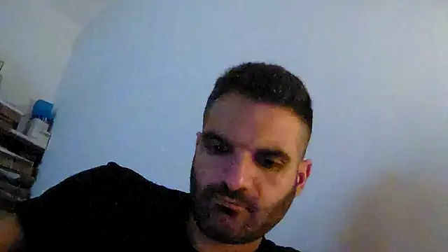 Snapshot of marios87xxl chatting on March 24, 2026, 11:32 pm marios87xxl online show from March 24, 2026, 11:32 pm