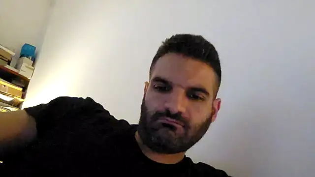 Snapshot of marios87xxl chatting on March 29, 2026, 8:25 am marios87xxl online show from March 29, 2026, 8:25 am