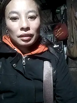 Snapshot of kaia-cam chatting on January 12, 2026, 11:26 am kaia-cam online show from January 12, 2026, 11:26 am