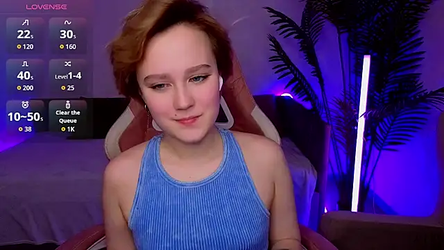 Ellie Heavenly online show from March 4, 2026, 8:20 am