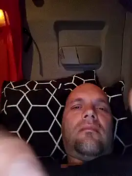 Snapshot of Ivan9999k chatting on January 13, 2026, 10:04 pm Ivan9999k online show from January 13, 2026, 10:04 pm