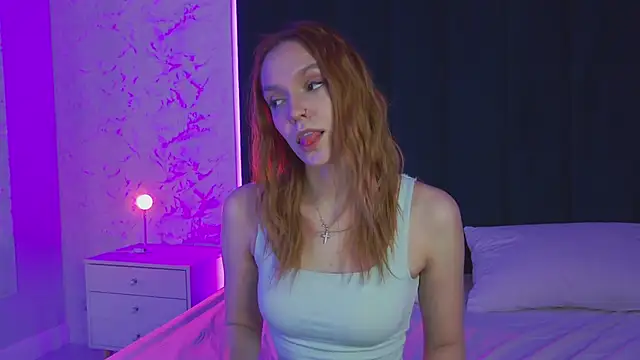 AvaLarson online show from April 2, 2026, 12:47 pm