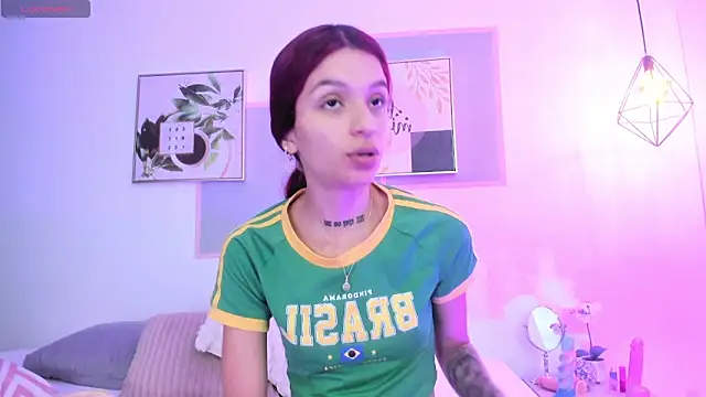 april jones05 online show from March 27, 2026, 1:00 pm