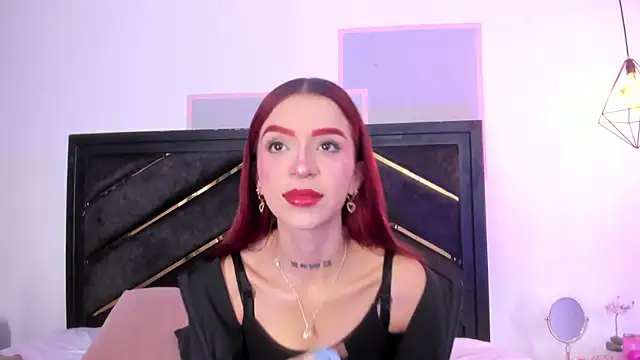 Snapshot of april_jones05 chatting on April 28, 2026, 11:15 am april jones05 online show from April 28, 2026, 11:15 am