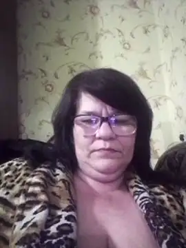 NysiOlsen online show from April 15, 2026, 8:42 pm