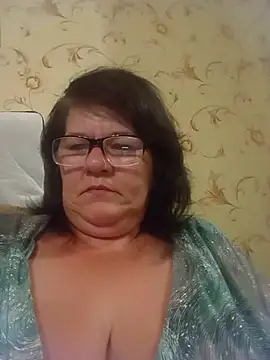 NysiOlsen online show from July 5, 2026, 8:27 pm