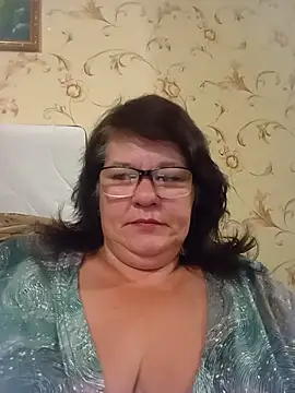 NysiOlsen online show from July 11, 2026, 3:53 am