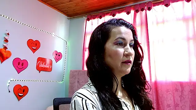 talia mystic online show from February 10, 2026, 1:48 pm