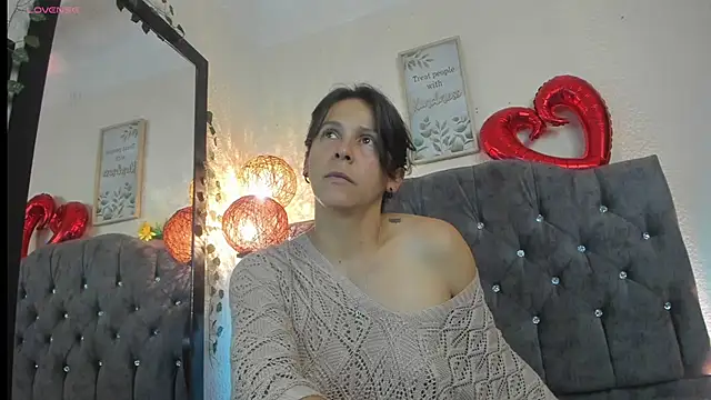 daenerys 11 online show from January 14, 2026, 1:50 pm