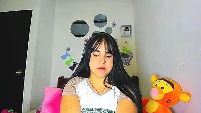 Snapshot of Penelopeflame18 chatting on May 9, 2026, 2:06 am Penelopeflame18 online show from May 9, 2026, 2:06 am