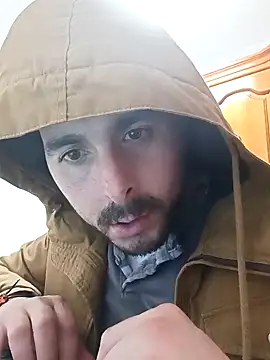 Snapshot of Miguelpulidotriguero11 chatting on January 31, 2026, 10:41 pm Miguelpulidotriguero11 online show from January 31, 2026, 10:41 pm