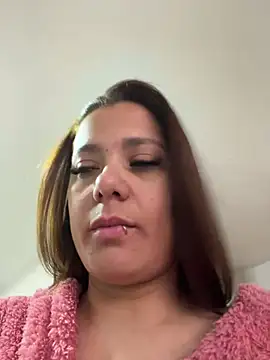 Pretty  Milf online show from April 11, 2026, 11:25 am