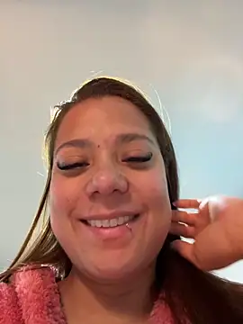 Pretty  Milf online show from April 12, 2026, 10:20 am