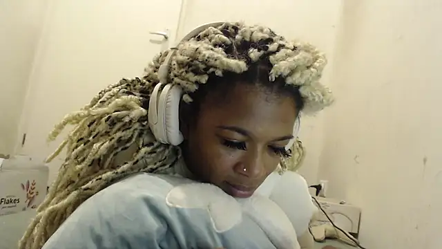 Snapshot of xxxdanidoomsdayxxx chatting on February 3, 2026, 9:42 pm xxxdanidoomsdayxxx online show from February 3, 2026, 9:42 pm