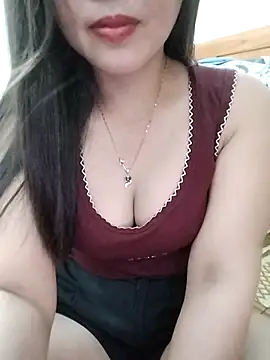 MaiNgoc sexy online show from May 5, 2026, 2:36 pm