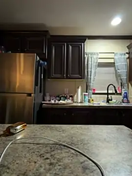 tastemecaroline online show from March 11, 2026, 3:45 am