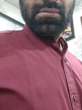 Snapshot of marcosdiaz987 chatting on April 7, 2026, 5:08 am marcosdiaz987 online show from April 7, 2026, 5:08 am