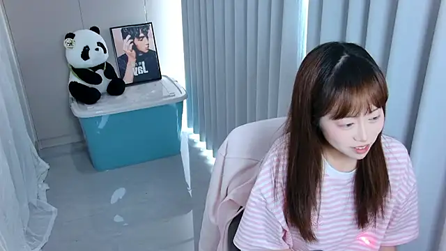 yuki-888 online show from April 5, 2026, 6:10 am