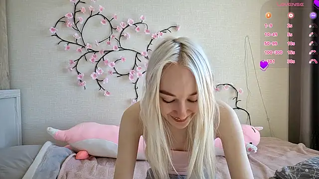 MisaMew online show from April 26, 2026, 9:29 am