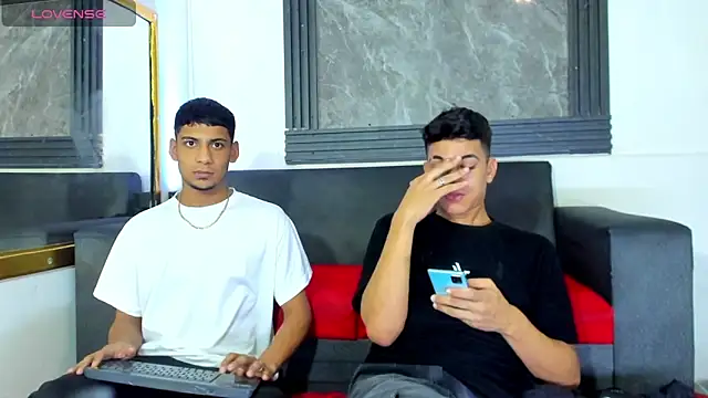 ALEX KEITH26 online show from March 16, 2026, 7:29 pm