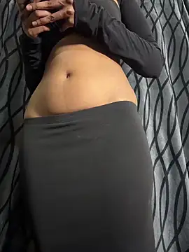 Sassyreyaaa online show from March 9, 2026, 6:12 pm