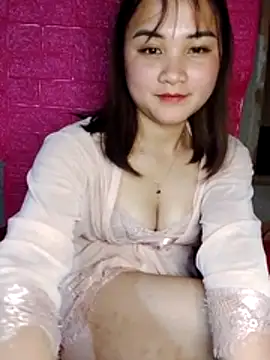 Lisakeem online show from February 22, 2026, 11:31 am