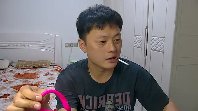 Chocolates-001 online show from March 24, 2026, 10:53 am