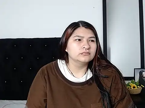 LauraHorny69 online show from February 25, 2026, 12:48 pm