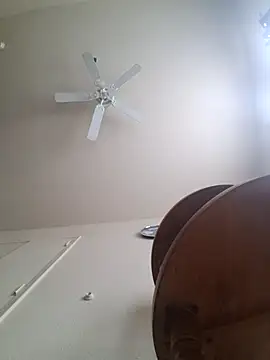 allenyalana online show from April 28, 2026, 6:57 pm