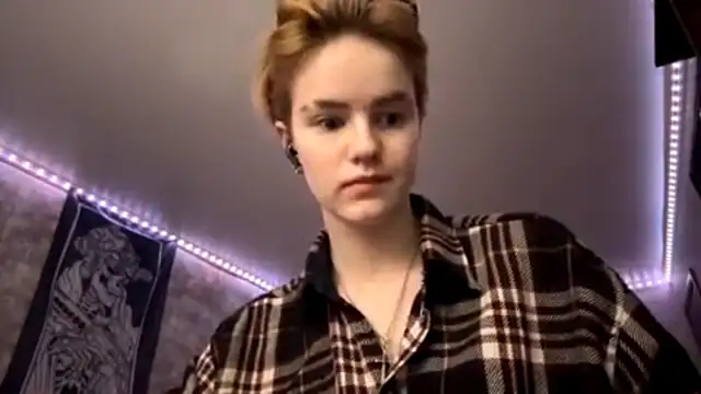 CutieGoga online show from January 15, 2026, 1:26 pm