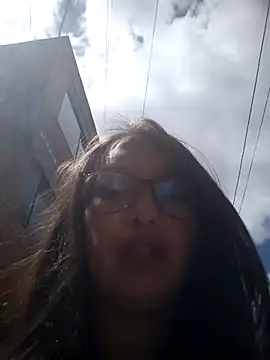 Karla-giraldo 1 online show from February 25, 2026, 3:21 pm