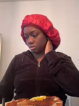 icelyne 2001 online show from February 24, 2026, 5:33 pm