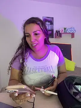 ISIS17 EF online show from January 14, 2026, 7:52 pm