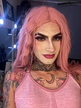 Snapshot of Valen_lewis chatting on April 7, 2026, 6:03 am Valen lewis online show from April 7, 2026, 6:03 am