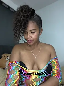 Snapshot of NovaCeleste chatting on May 20, 2026, 5:24 am NovaCeleste online show from May 20, 2026, 5:24 am